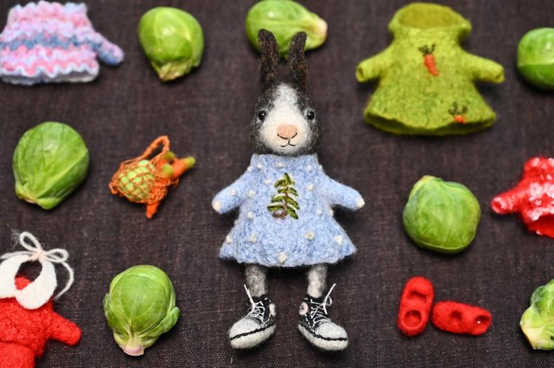 Fashionista felted rabbit with clothes